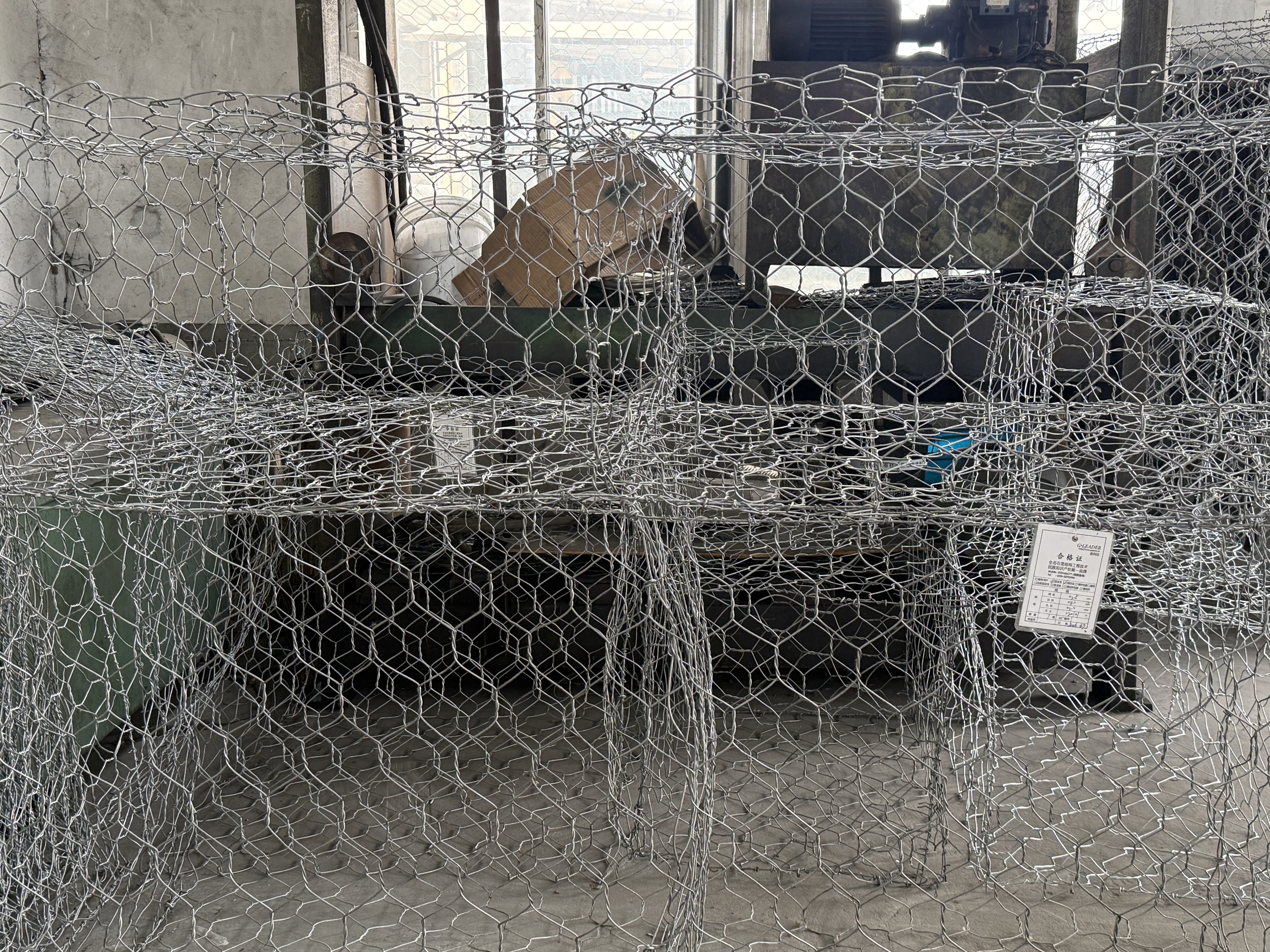 最新の企業ブログについて Revolutionizing Gabion Mesh Production: Modern CNC Machines Deliver Unmatched Stability and Efficiency