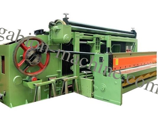 購入 自動六角形の網機械2300mmワイヤー網80x120mm Gabionの網 オンライン製造