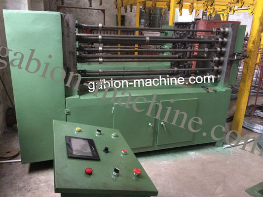 購入 高性能の金属のGabionの網の螺線形のコイルを作るための六角形の網機械 オンライン製造