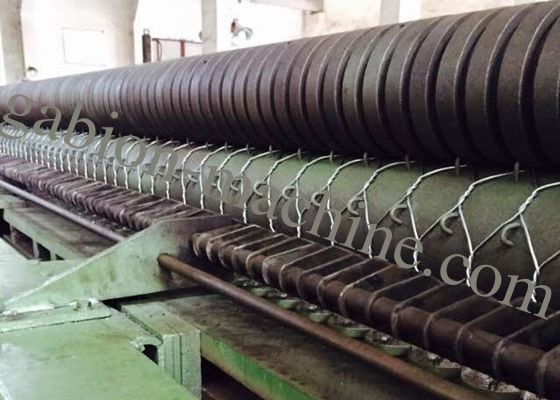 購入 2200mm の幅の自動六角形の網機械網の編む機械 オンライン製造