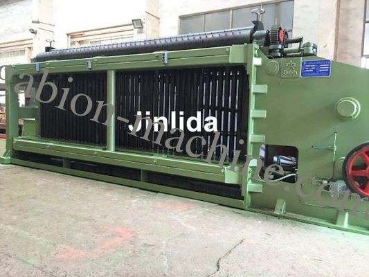 購入 頑丈な六角形の網機械100mm ×120mm PLC制御225m/h オンライン製造