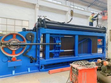 購入 自動停止3は30kw Gabion機械195m/h網をカスタマイズしました5000mmの幅をねじります オンライン製造