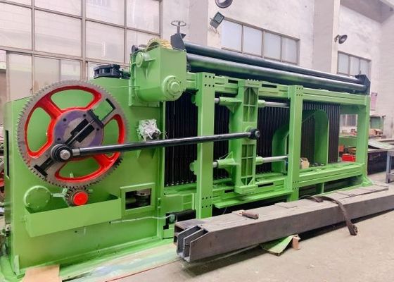 購入 積み過ぎのPLC制御100*120mm Gabion網機械はクラッチ2.6mmワイヤーを保護する オンライン製造