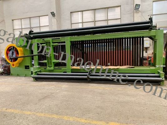 購入 六角形の網機械は炭鉱の安全のための90*127mm Gabionの網をカスタマイズした オンライン製造